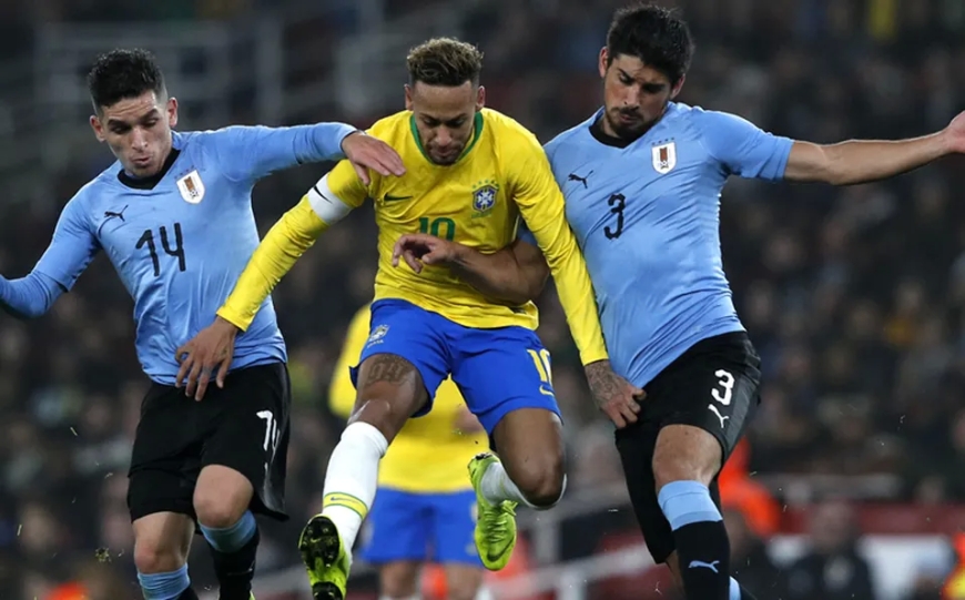 Uruguay vence 4-2 a Brasil en penales y jugará las semis contra Colombia