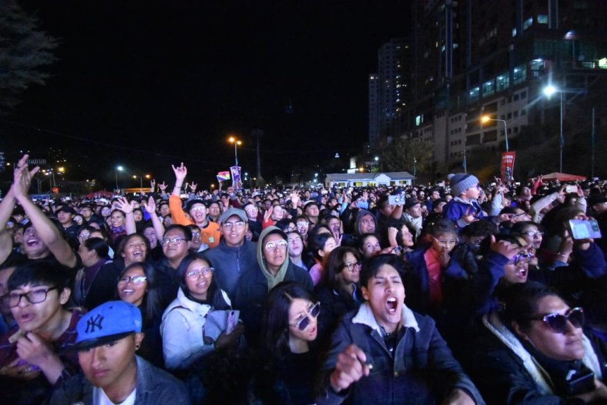 Al menos 150.000 personas disfrutaron la verbena paceña