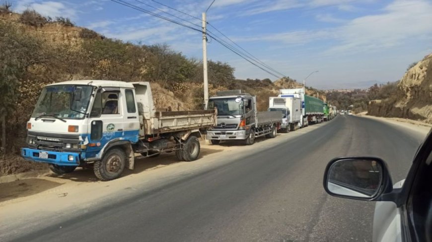 Se Adelanta la Marcha de Instituciones por Falta de Diésel en Tarija