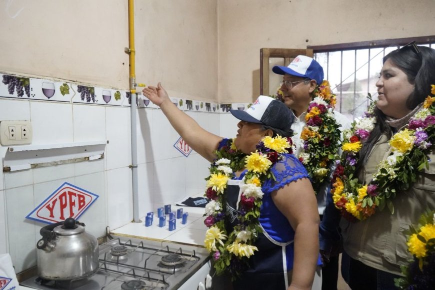 Arce Inaugura Nuevas Instalaciones de Gas Domiciliario en Yacuiba: Beneficio para 4.625 Usuarios