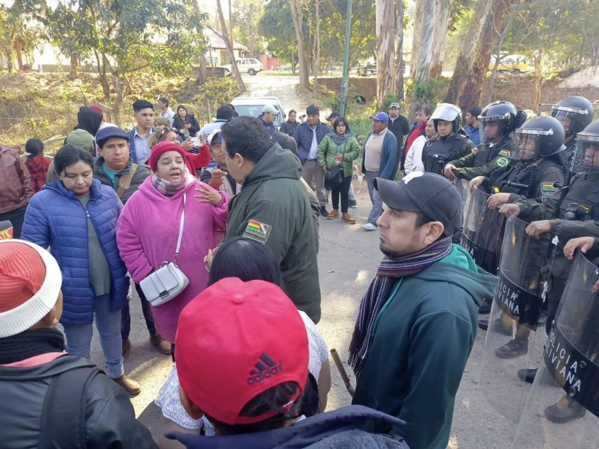 Levantan Bloqueo en la Carretera Bermejo – Tarija Tras Acuerdo Vecinal