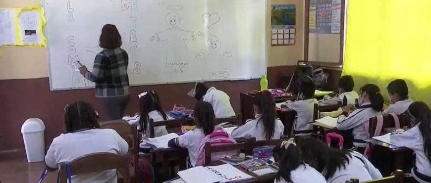 Cochabamba retoma clases presenciales, pero restringe actividades al aire libre