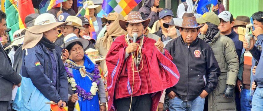 Evo Morales Acusa a Tres Ministros de Intentar Su Aprehensión para Frenar la Marcha