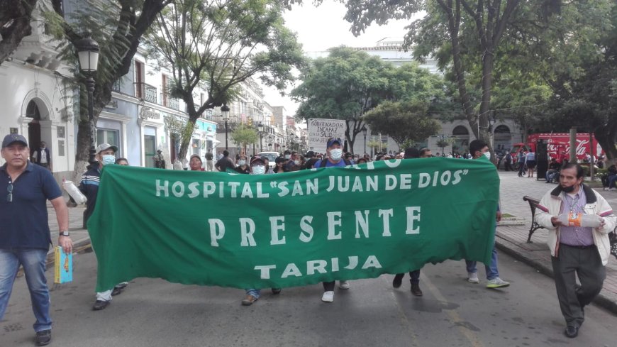 Colegio Médico de Tarija convoca a paro de 24 horas por crisis en el sector salud