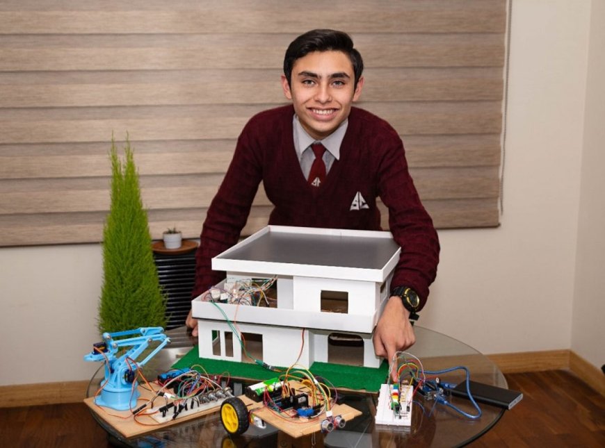 Fred Mathew, el estudiante de secundaria que creó un brazo robótico en 3D, sueña con ser biomédico