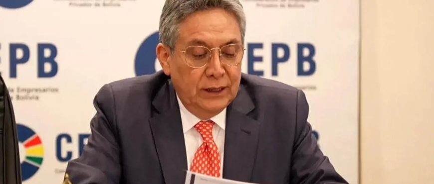 Empresarios piden reunión con Luis Arce para debatir el incremento salarial