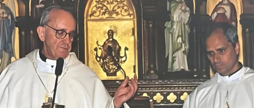Histórica foto revela encuentro entre León XIV y Francisco en Buenos Aires antes de ser papas