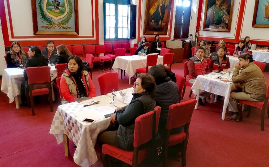 La Gobernación de Tarija impulsa trabajo interinstitucional para prevenir el embarazo adolescente